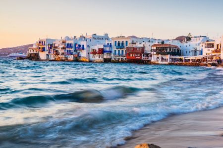 Mykonos under 25